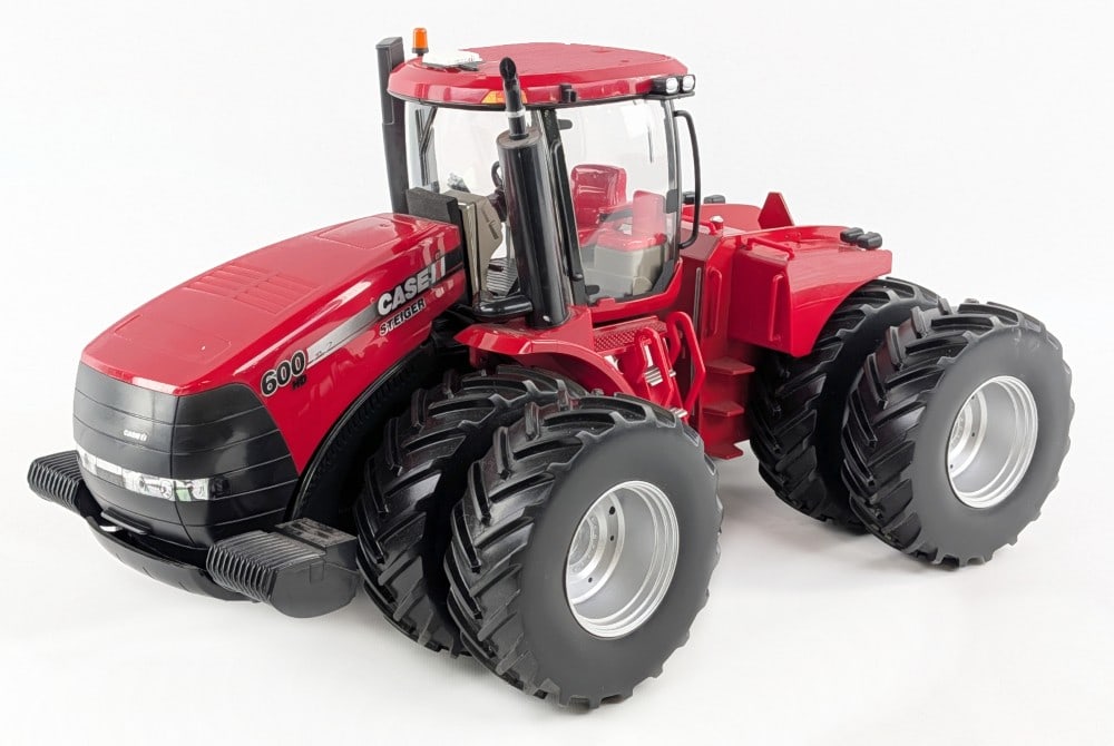 1/16 Ertl Case IH Steiger 600 4wd Tractor (1 of 9)