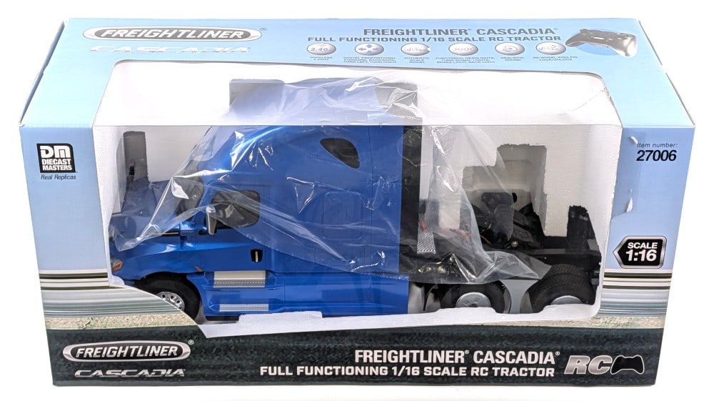 1/16 Die-Cast Masters Freightliner Cascadia RC Semi Truck / Tractor (1 of 7)