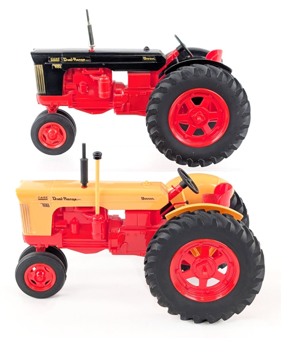 (2) Custom 1/16 Yoder Case 700 Narrow Front Tractors: (2) Custom 1/16 Yoder Case 700 narrow front tractors. The tractors show some dust and light wear from display.