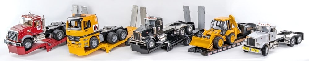 (4) 1/16 Big Farm Trucks w/ Trailers & JCB Backhoe (1 of 13)