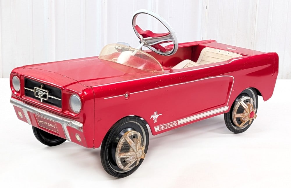 Original AMF Junior Mustang Pedal Car (1 of 10)
