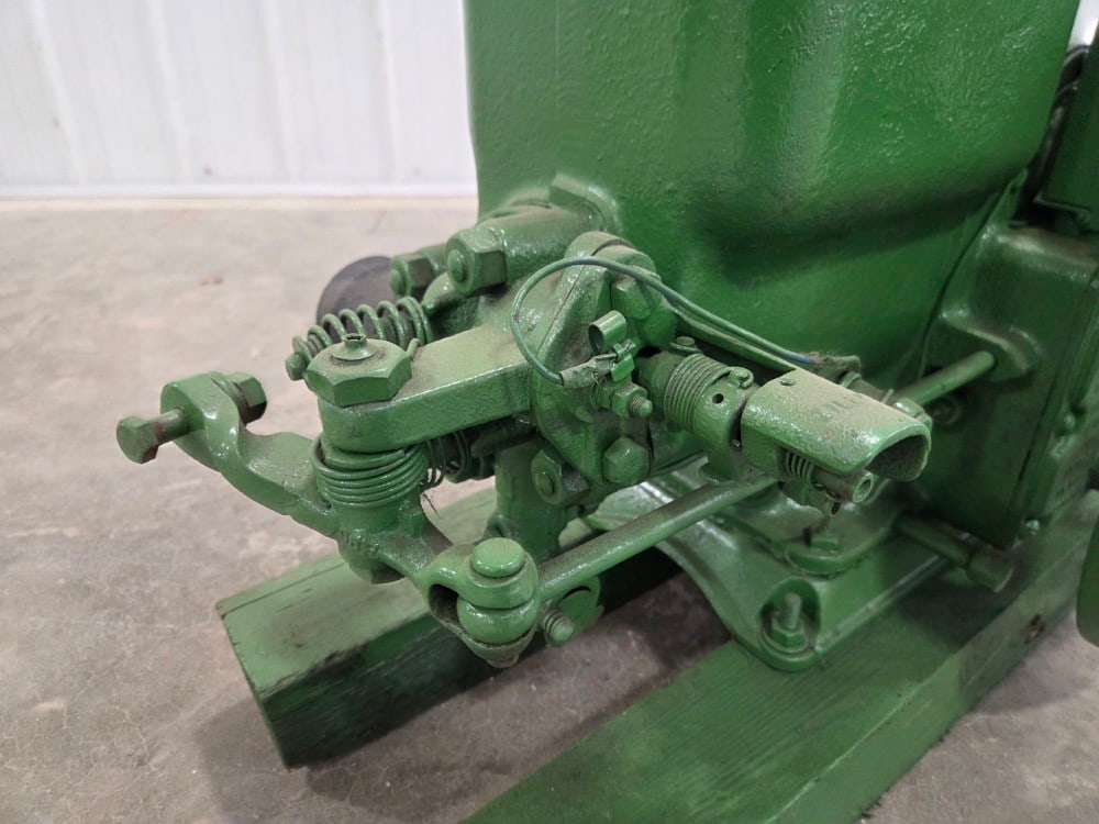 1.5 HP John Deere Model E Gas Engine - 9