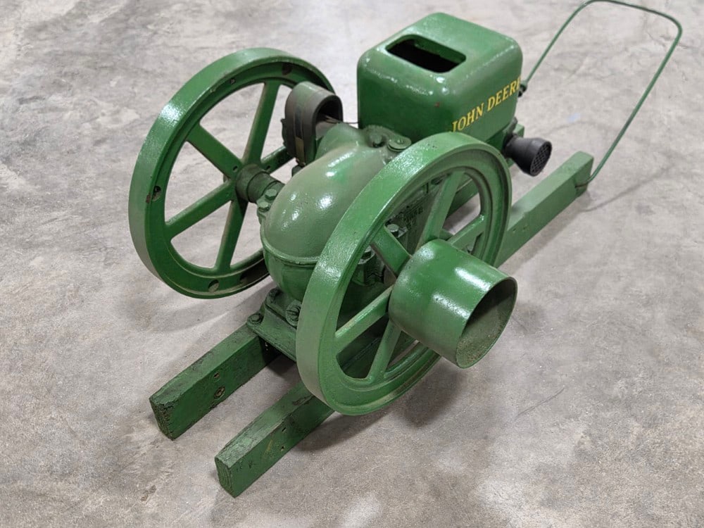 1.5 HP John Deere Model E Gas Engine - 5