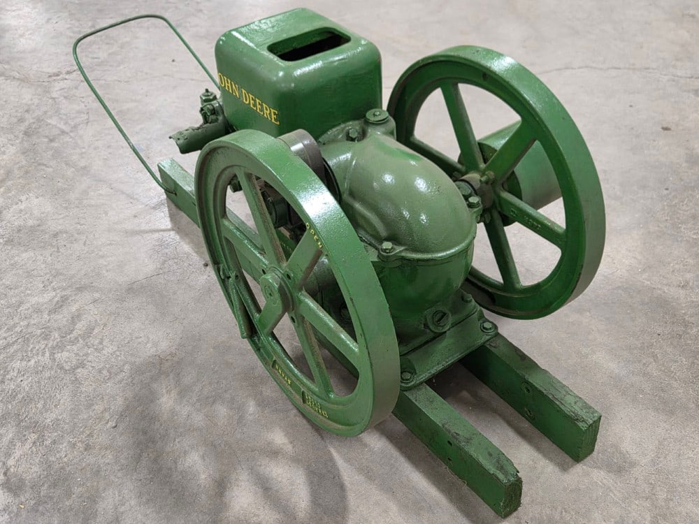 1.5 HP John Deere Model E Gas Engine - 7
