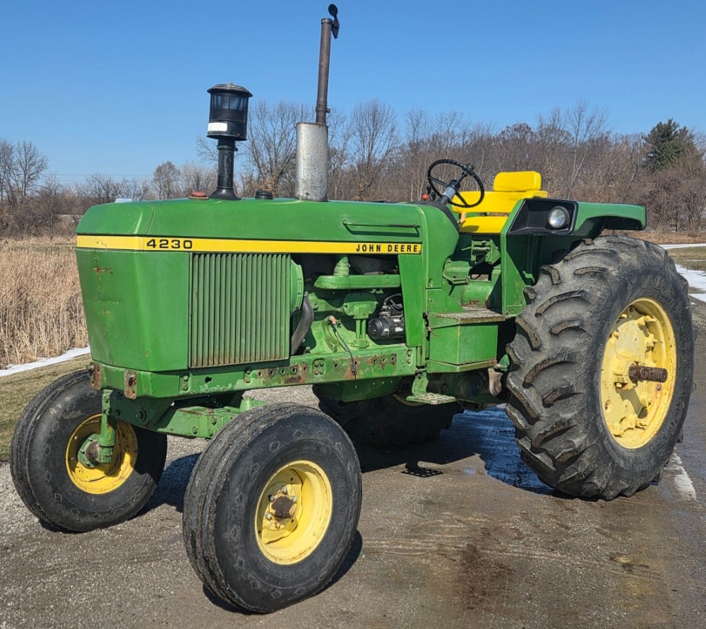 1973 John Deere 4230 Open Station Power Shift: Sells with no Reserve! From the Steve Just Collection Local tractor Steve found close to him Original paint 6 cylinder diesel Powershift transmission 540 and 1000 PTO 3 point hitch with top link 3 set