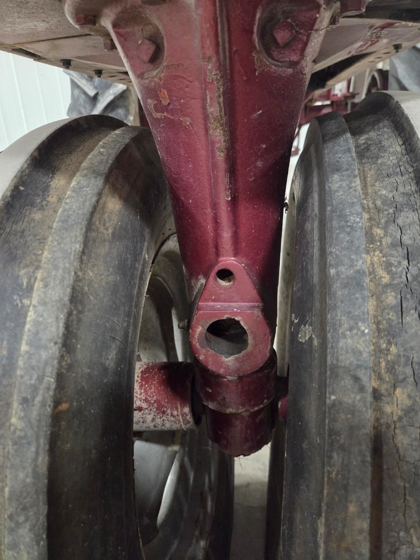 1950 Custom Model B - 17