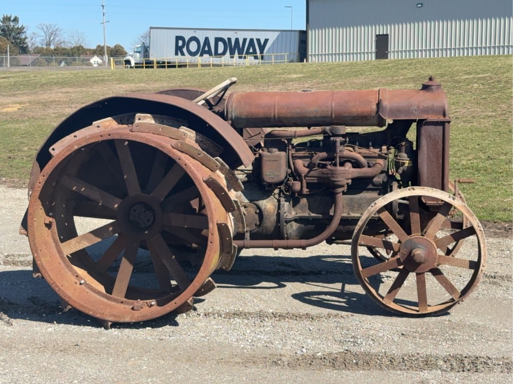 Fordson Model F - 4