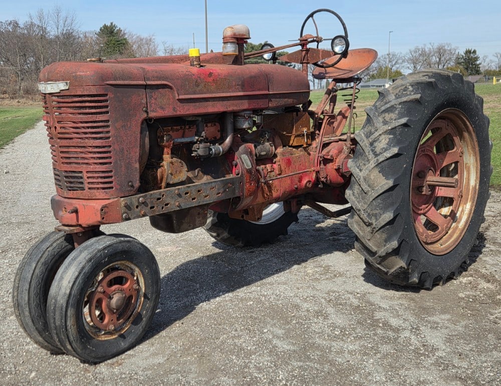 1945 Farmall M: Sells with no Reserve! 4 cylinder gas engine 5 speed transmission? M&W Overdrive? PTO Drawbar Currently non running