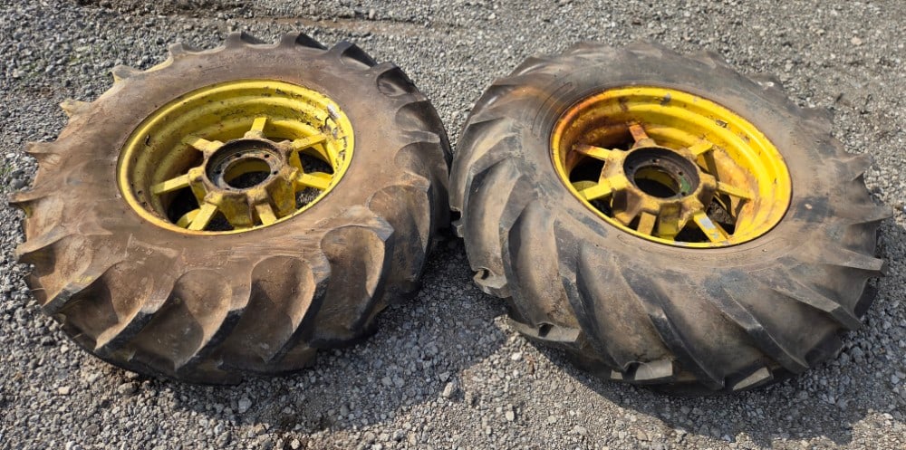 John Deere Cutoffs For AR: Sells with no reserve From the Steve Just Collection Cutoff rims with tires Both were holding air when removed from tractor before auction
