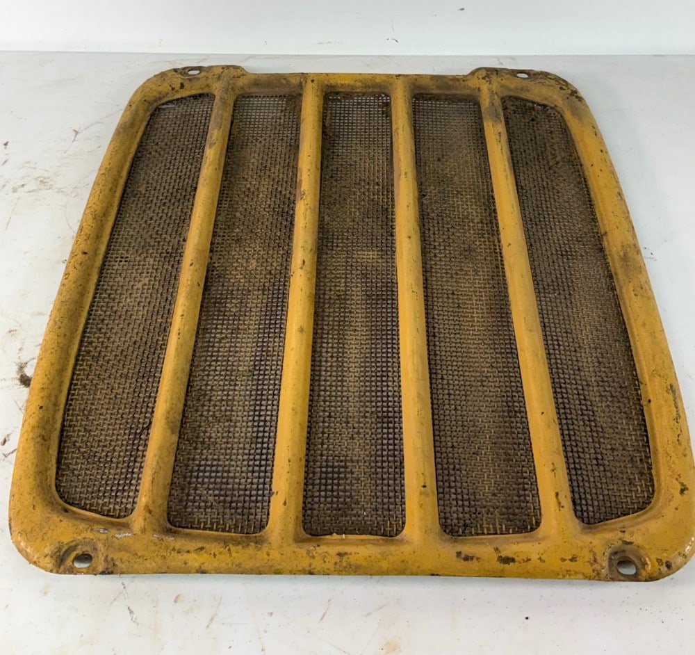 D2 Front Grill (1 of 8)