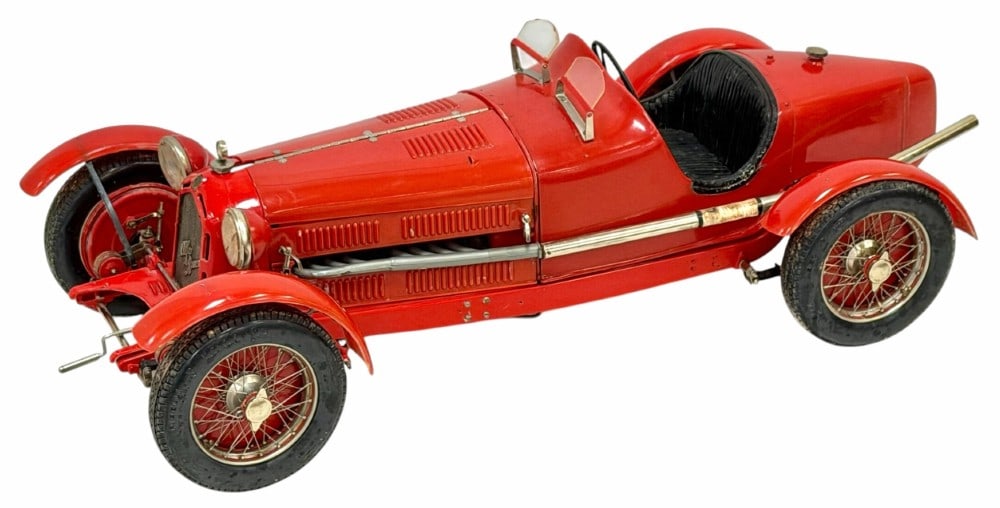 Pocher-Torino 1931 Alfo Romeo 2300 1:8 Scale in Custom Case (1 of 17)