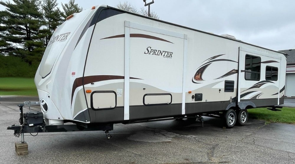 2014 Keystone Sprinter 33' Travel Trailer (1 of 20)