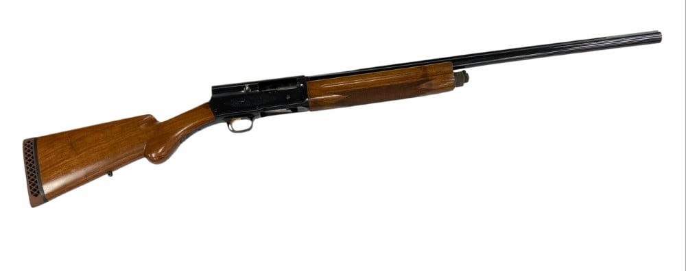 1989 Browning A-5 12 Gauge Semi-Automatic Shotgun: 1989 Browning A-5 12 Gauge Semi-Automatic Shotgun. The 1989 Browning A-5 12 Gauge Semi-Automatic Shotgun is in used condition. The barrel measures 28 inches in length and marked Browning Arms Company