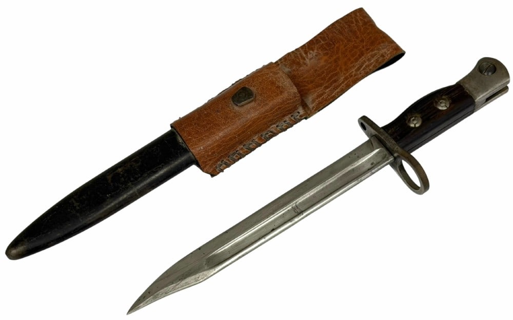 No 5 Lee-Enfield Bayonet With Belt Sheath (1 of 8)