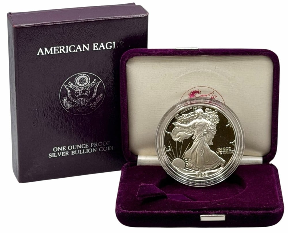 1988 United States $1 American Eagle Silver Coin in Box (1 of 4)