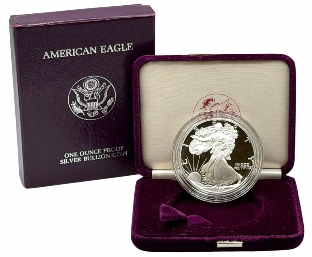 1989 United States $1 American Eagle Silver Coin in Box (1 of 5)