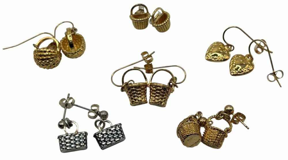 Brown County Baskets Sterling Silver & 14/20 Basket And Heart Charm Earrings: Brown County Baskets Sterling Silver & 14/20 Basket And Heart Charm Earrings. There are five pairs of Sterling 14/20 earrings. They consist of different shaped basket dangle earrings, a pair of stud e