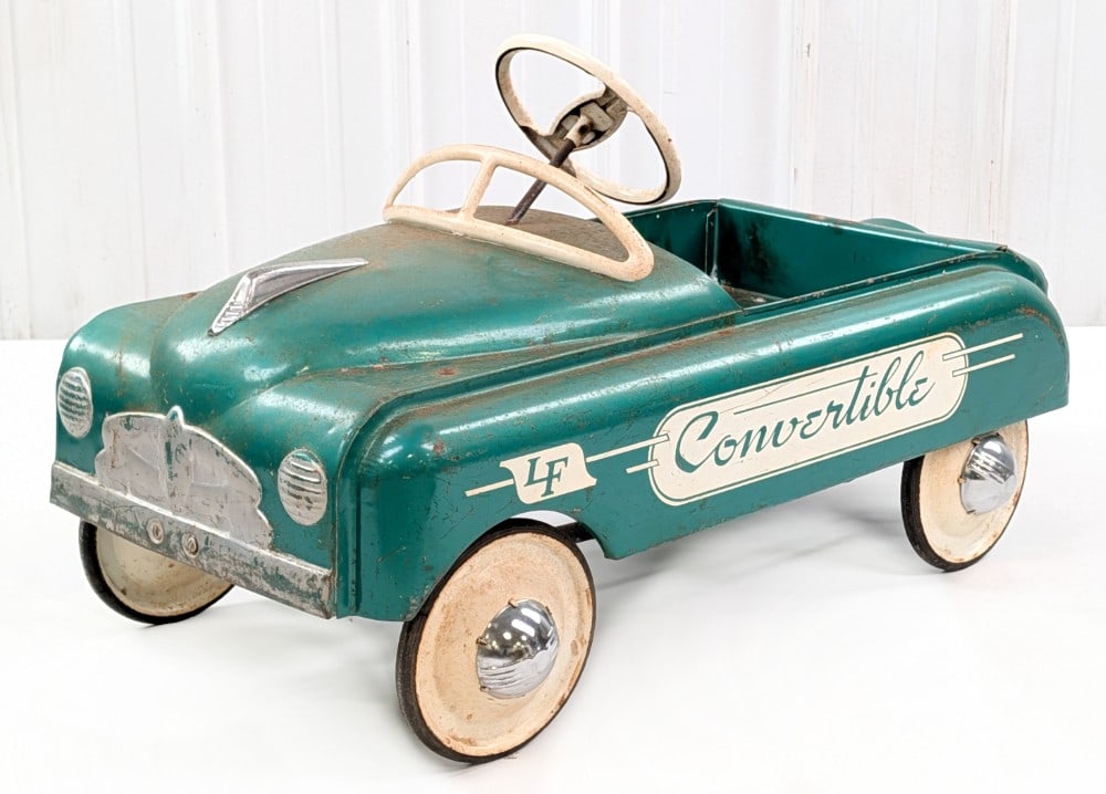 BMC Convertible Pedal Car (1 of 9)