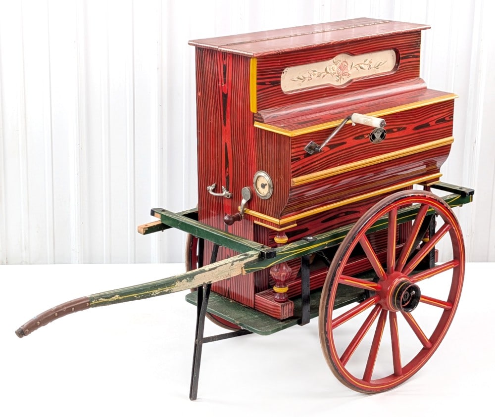 Vincente Llinares Faventia Barrel Piano with Cart (1 of 18)