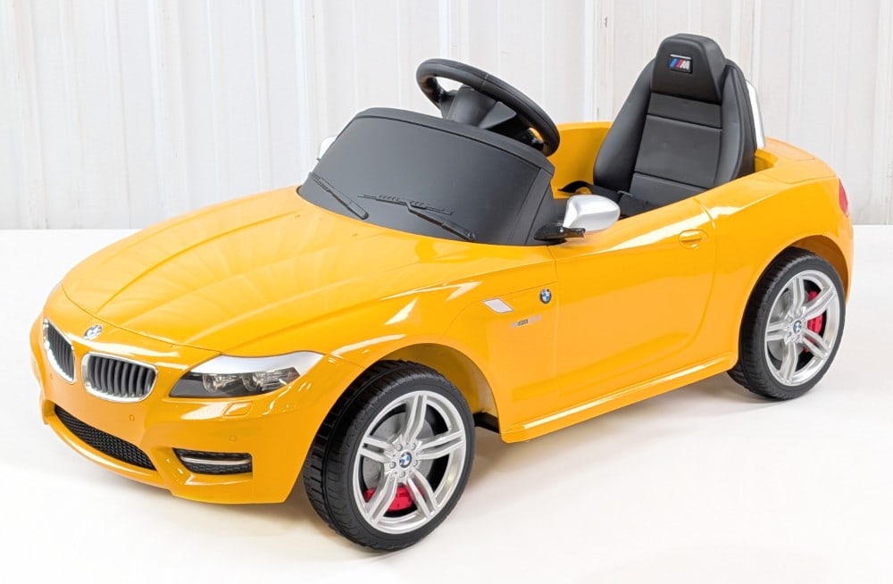 Electric BMW Z4 Child's Ride On Car (1 of 10)