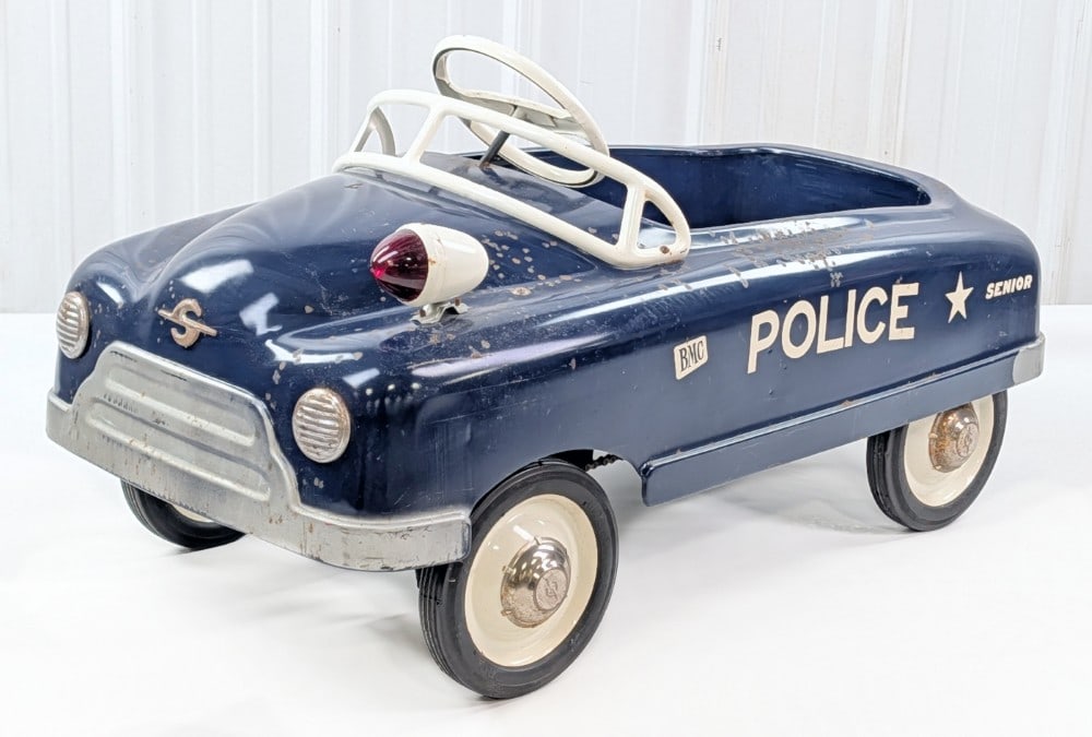 Original BMC Police Chain Drive Pedal Car (1 of 9)