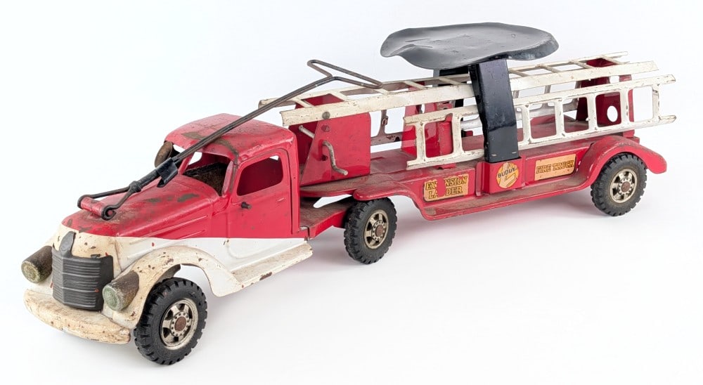 Original Buddy L Ride On Ladder Fire Truck (1 of 9)