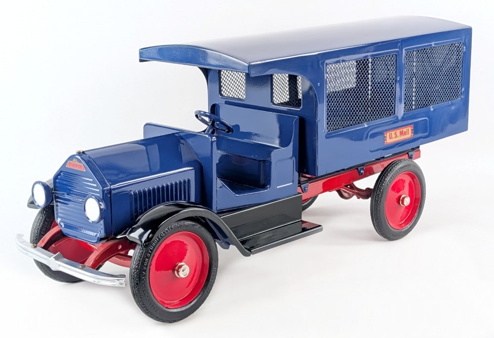 Restored Sturditoy U.S. Mail Truck (1 of 10)