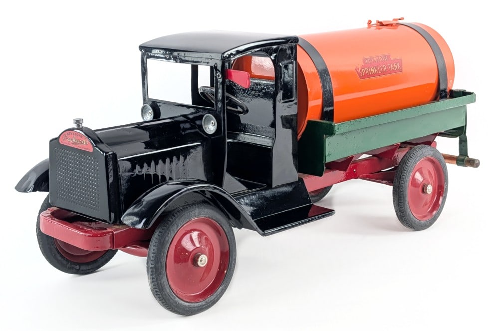 Restored Keystone Packard Sprinkler-Tank Truck (1 of 9)