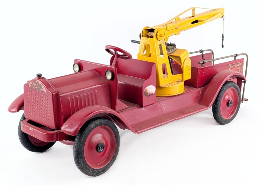 Keystone Packard Wrecker Tow Truck (1 of 8)