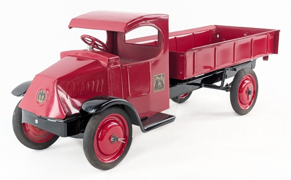Restored Steelcraft Mack Dump Truck (1 of 8)