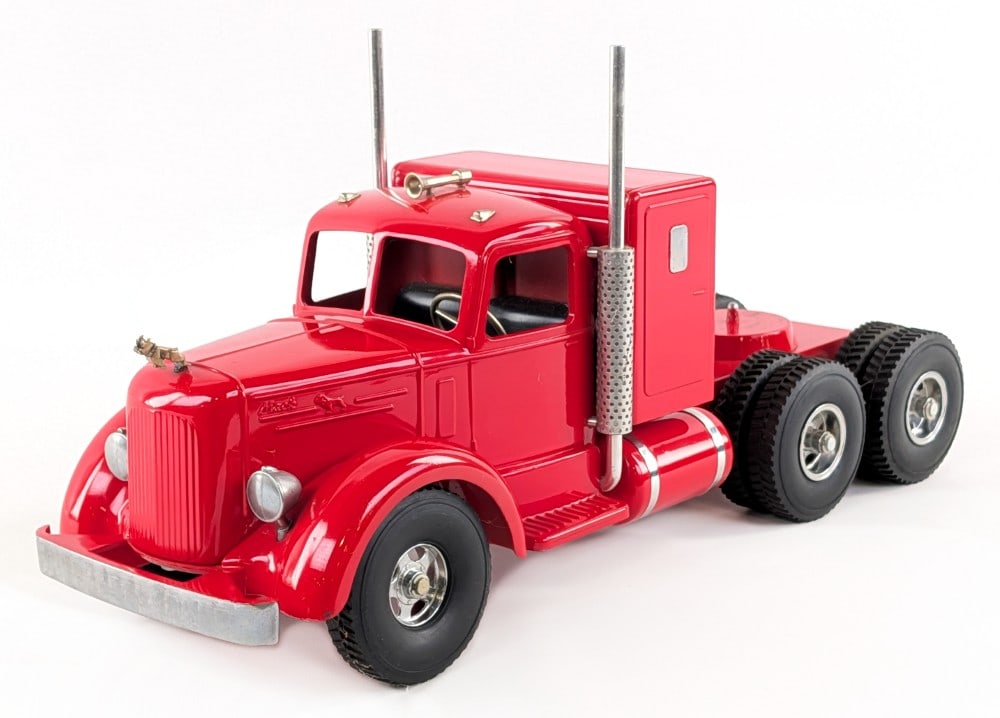 Custom Smith Miller L Mack Truck (1 of 8)