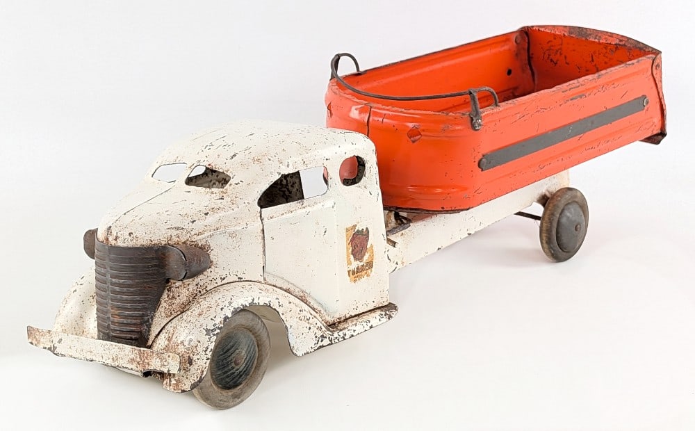 Original Turner Toys Dump Truck (1 of 8)