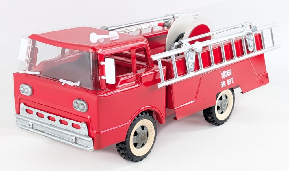 Custom Structo Fire Dept. Ladder Truck (1 of 6)