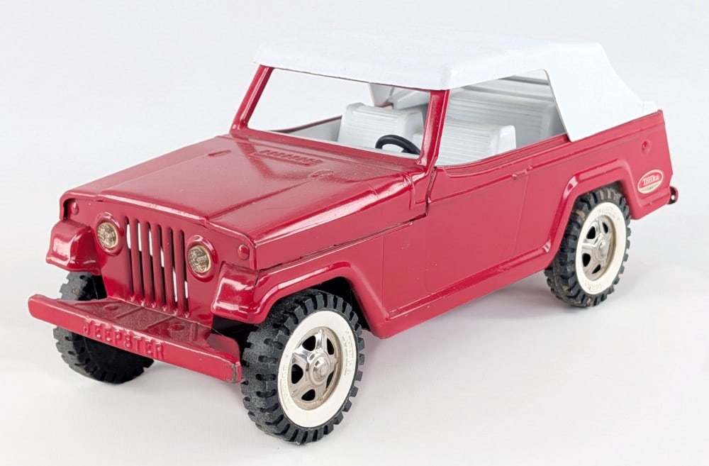 Original Red Tonka Jeepster (1 of 6)