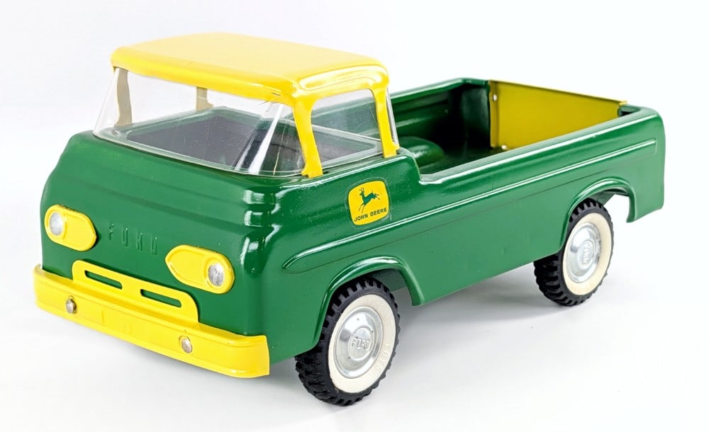 Custom Nylint Ford Econoline John Deere Pickup Truck (1 of 7)