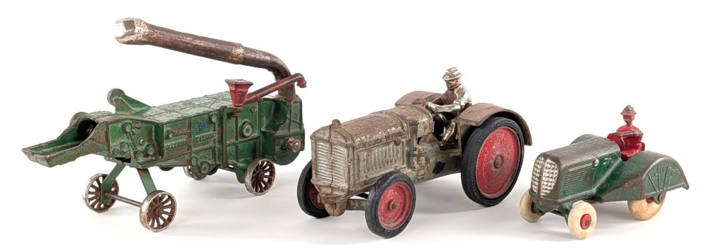 Cast Iron McCormick-Deering Tractor, Threshing Machine, and Oliver Orachrd 70 Tractor (1 of 11)