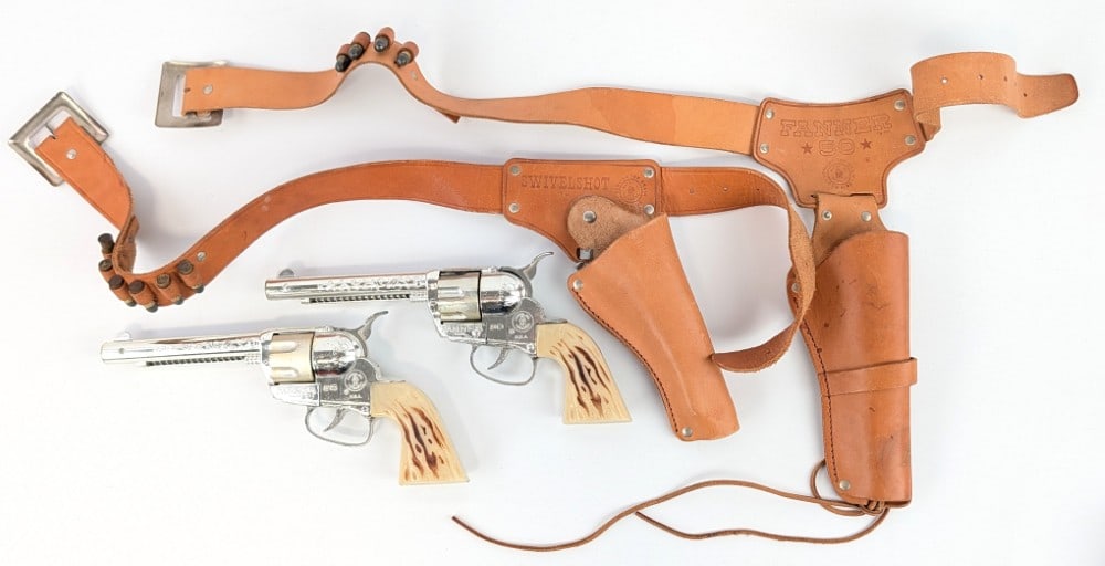 Mattel Fanner 50 Cap Gun w/ Holster and Mattel Fanner 50 w/ Swivelshot Holster (1 of 8)