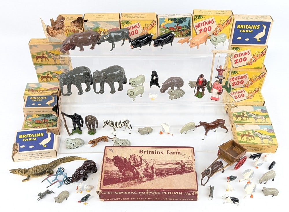 Large Lot Of Britians Zoo and Farm Animals (1 of 12)