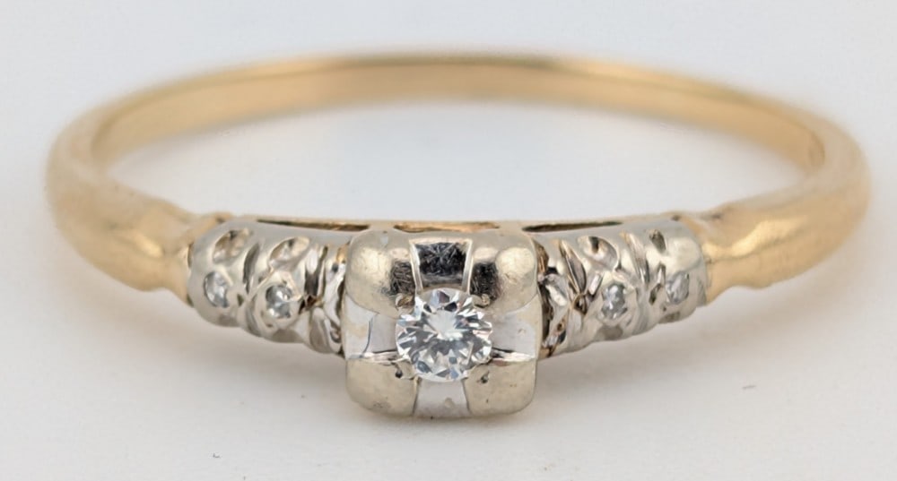 Antique 14K Gold Diamond Engagement Ring: Nice antique 14K yellow gold engagement ring with round cut diamond solitaire. Ring is size 8 and weighs 1.6 grams.