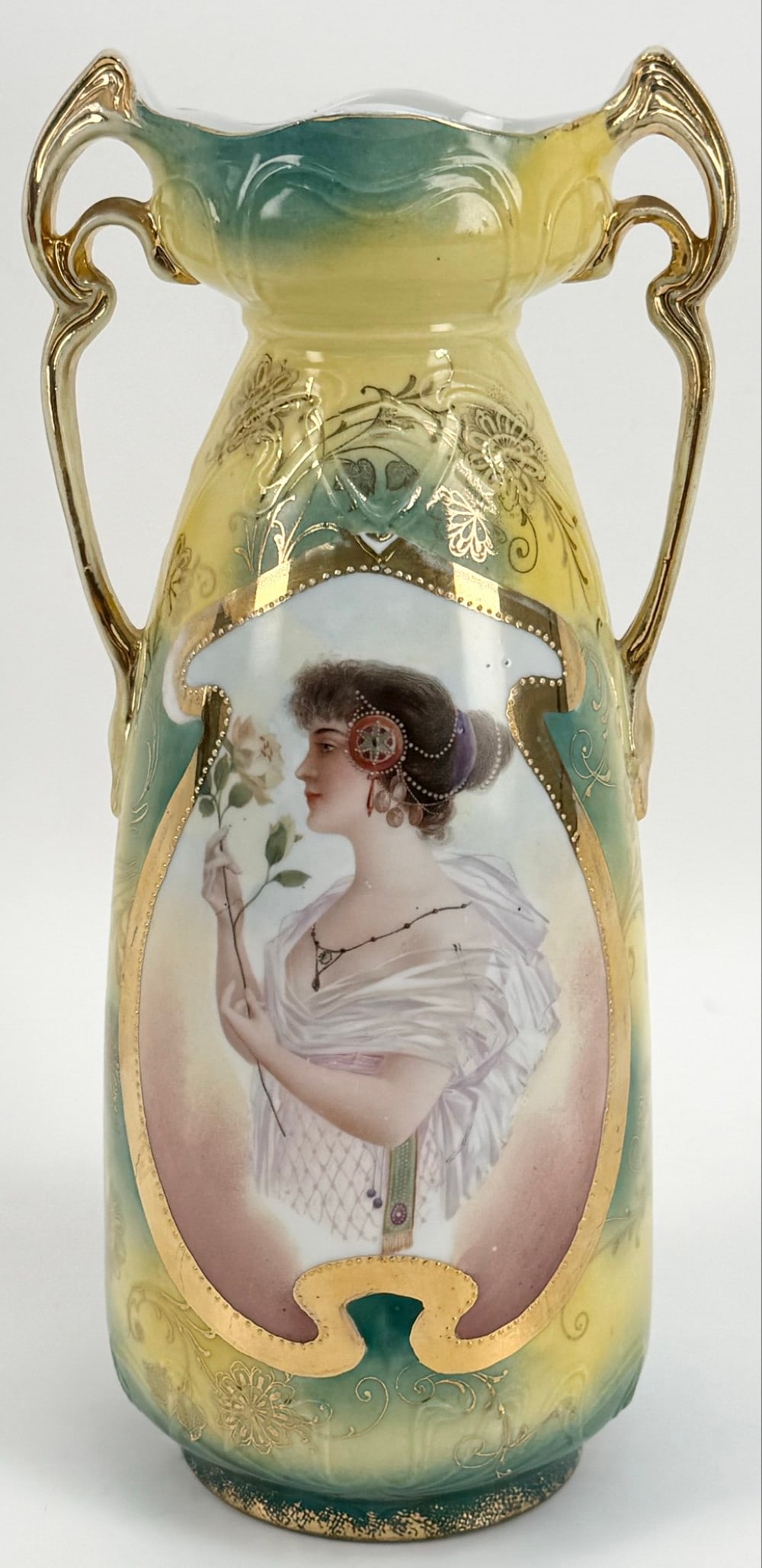Antique German Erdmann Schlegelmilch Two-Handled Hand-Painted Porcelain Portait Vase: Antique German Erdmann Schlegelmilch Two-Handled Hand-Painted Porcelain Portrait Vase. The vase displays well with no chips or cracks, has some wear to the gold accents. Has the ES Germany hallmark on
