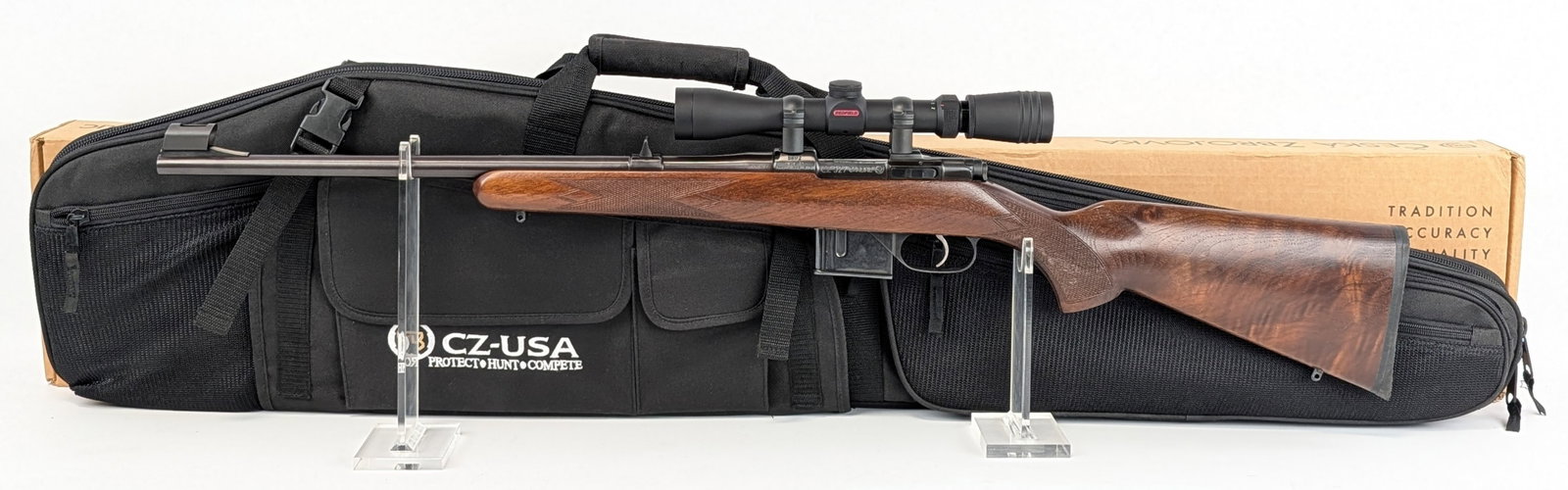 CZ Model 527 Carbine 7.62 x 39mm Bolt Action Rifle w/ Box & Case: Manufacturer: CZ-USA, Model: 527 Carbine, Type: Rifle, Caliber/Gauge: 7.62 x 39mm, Barrel: 18 inch, Choke: , Finish: Black, Grip: , Stock: Checkered Wood, Condition: Very nice with light wear from use