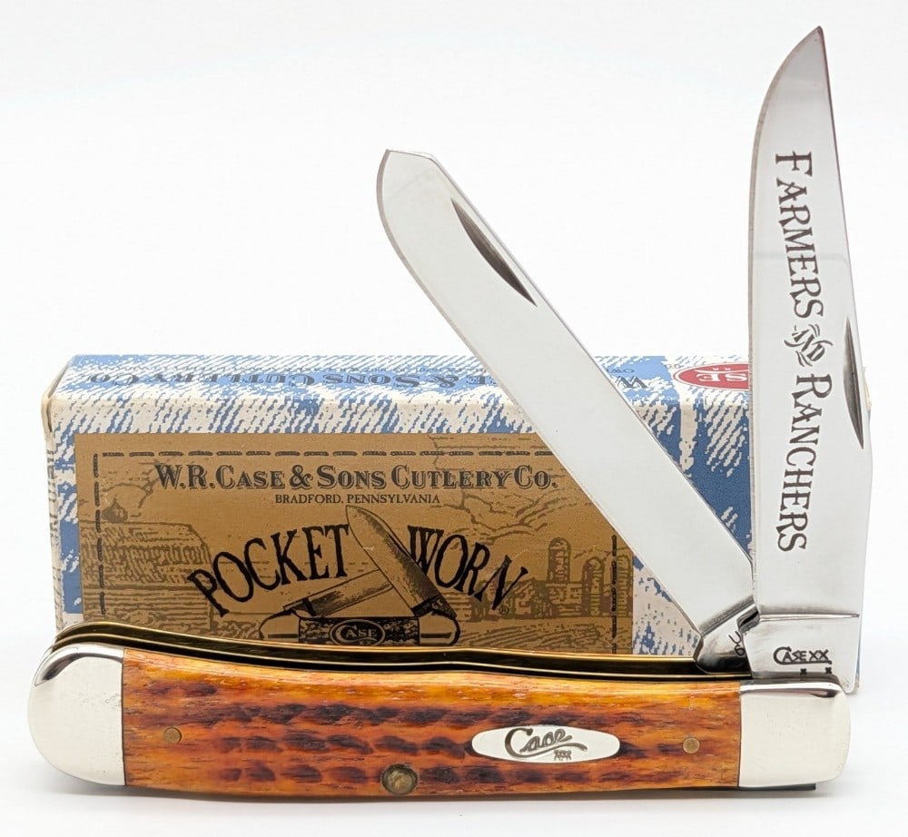 2008 Case XX Farmers Ranchers Harvest Orange Trapper 6254 w/ Box: Knife is in very nice condition with light scuffs and tarnishing on the bolsters. Overall measures 4-1/8in when closed.