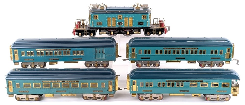 Prewar American Flyer Wide Gauge President's Special Passenger Set (1 of 18)