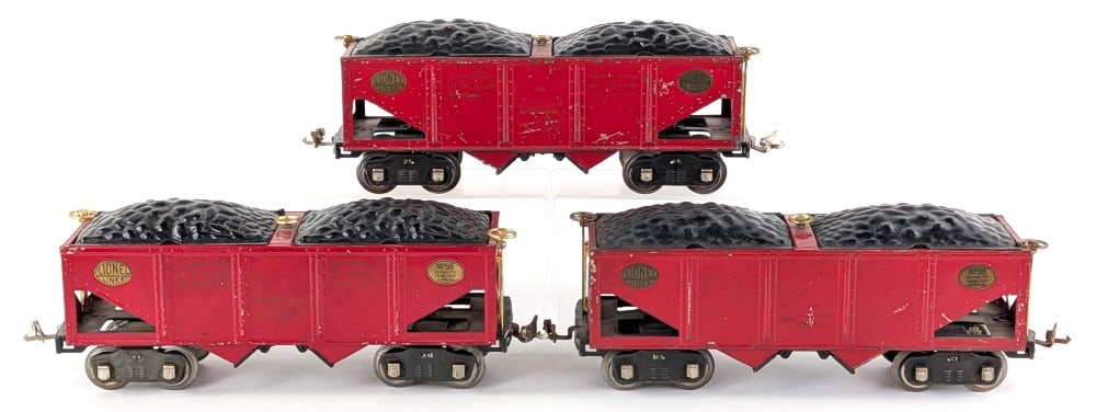 (3) Prewar Lionel Standard Gauge No. 516 Coal Hopper Cars w/ Data (1 of 8)