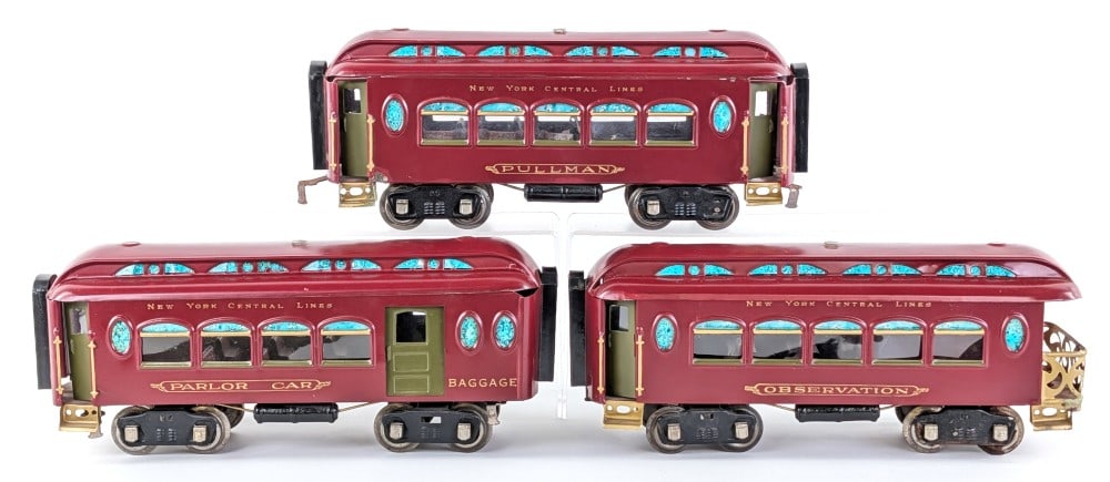 Lionel Standard Gauge 180 / 181 / 182 Passenger Cars (1 of 8)