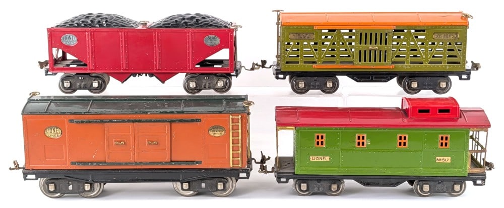 Lionel Standard Gauge 214 / 513 / 516 / 517 Freight Cars (1 of 13)