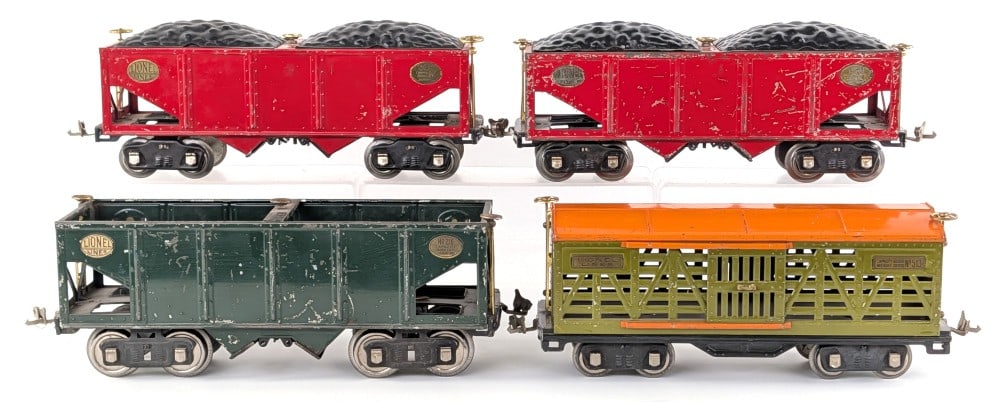 Lionel Standard Gauge 216 / 513 / (2) 516 Freight Cars (1 of 13)