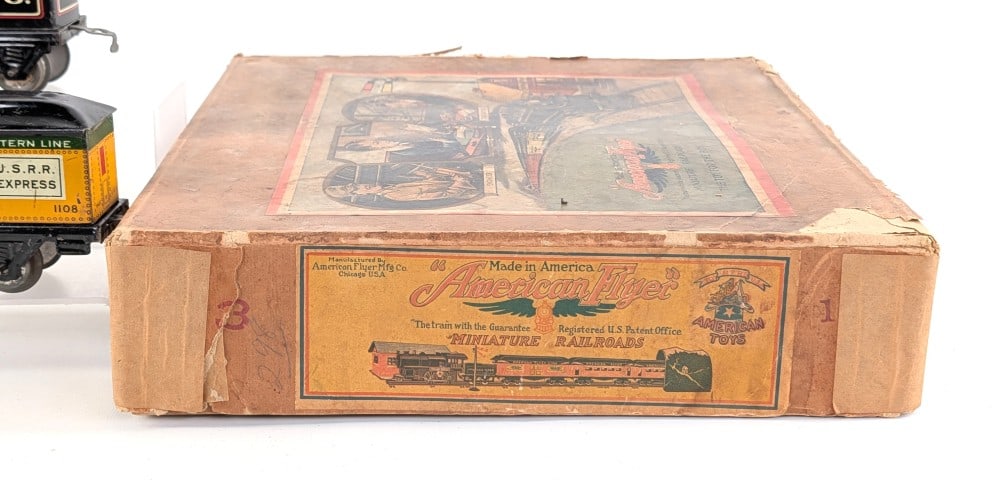 American Flyer No. 10 Clockwork Engine Set w/ Box - 2