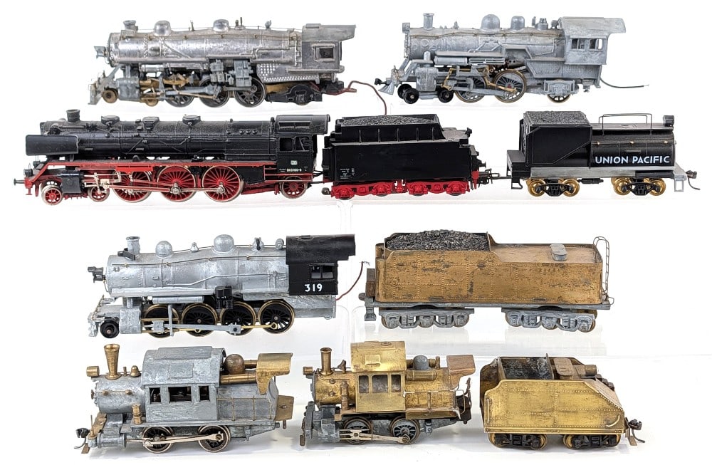 HO Scale Brass & Die-Cast Train Locomotive & Tenders (1 of 7)
