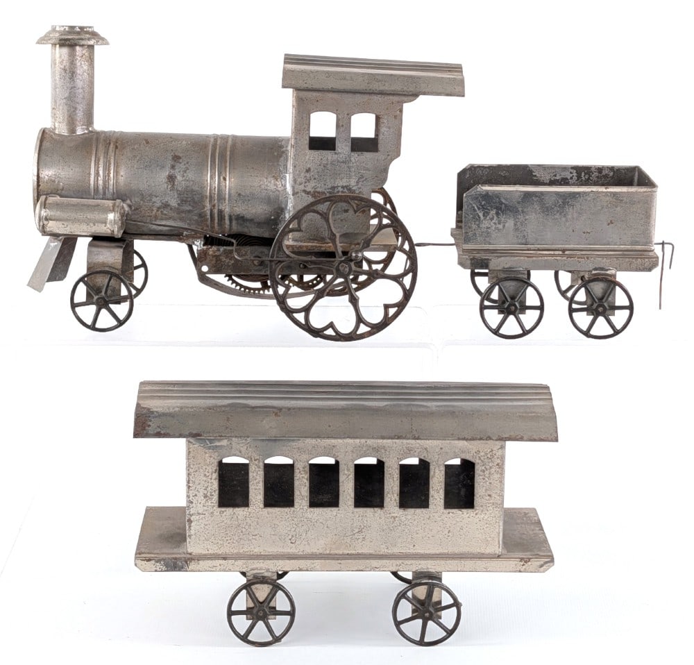James Fallows Clockwork Floor Train (1 of 9)